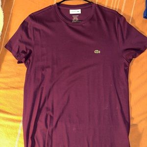 Men’s Lacoste like new T-shirt wine color